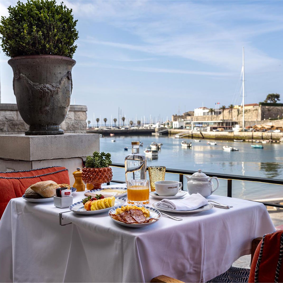 Villa Cascais — eat & drink