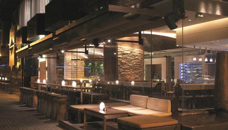 Kowloon Shangri-La, at the table