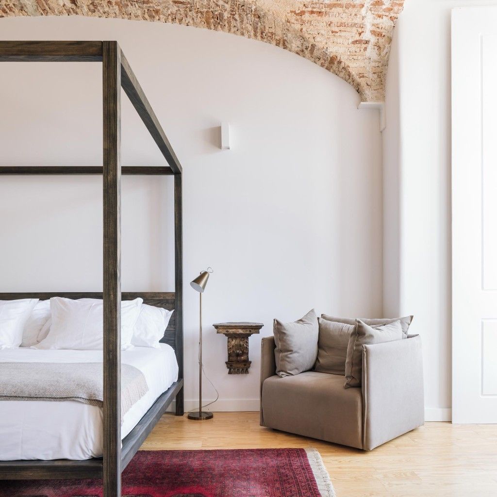The Visionaire Apartments — rooms