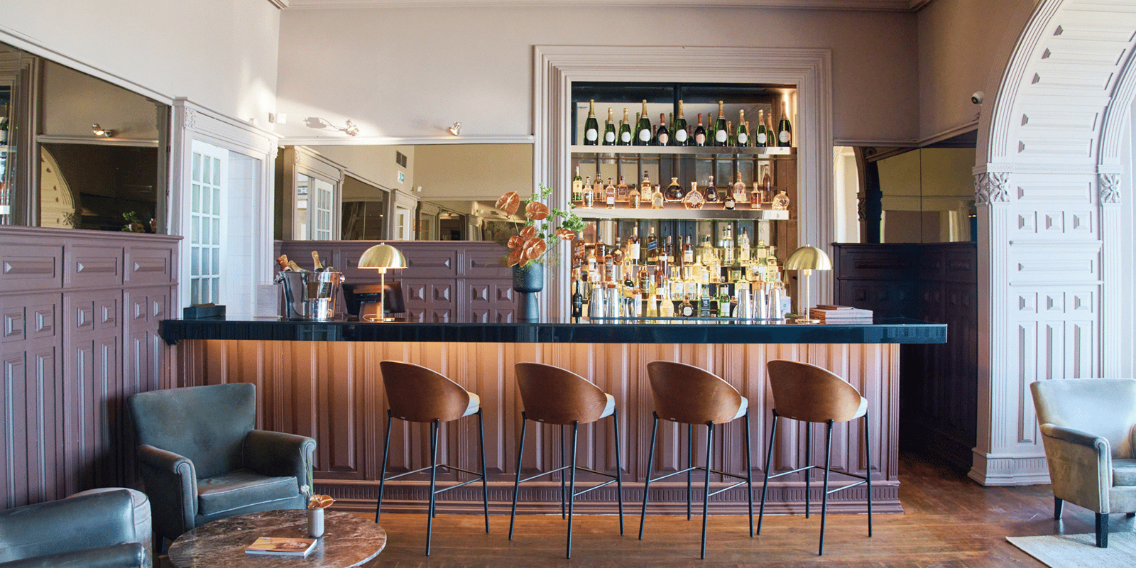 Farol Hotel — eat & drink