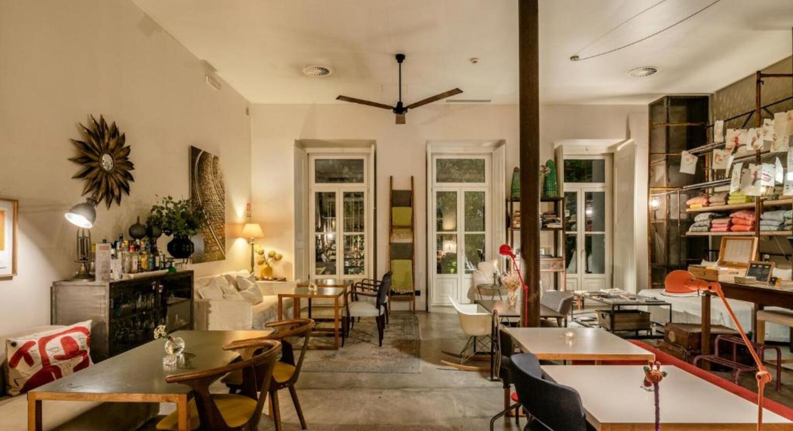 A Casa das Janelas Com Vista — eat & drink