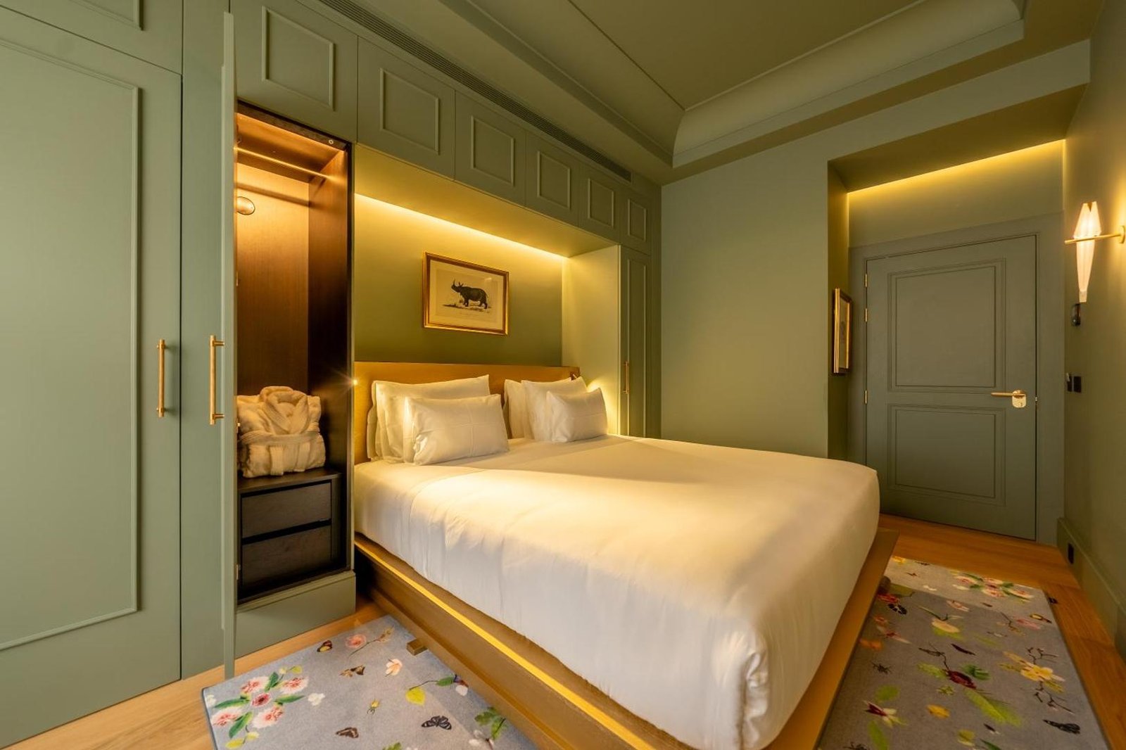 Art Legacy Hotel — rooms