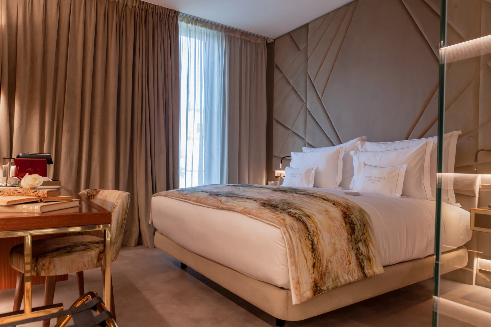 Wine & Books Hotels Lisboa — rooms