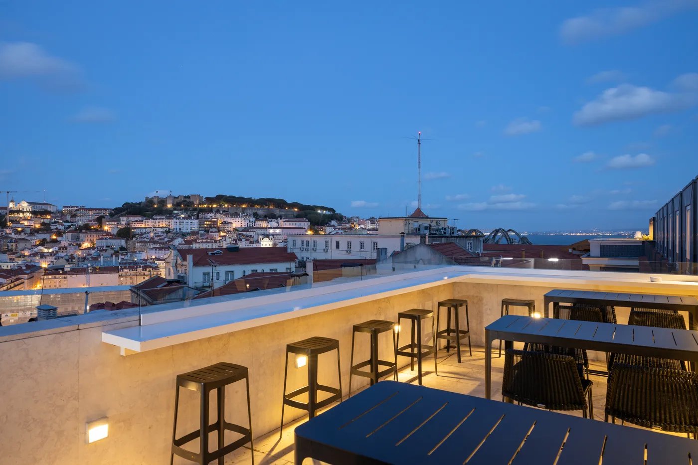 Lisboa Pessoa Hotel — vibe