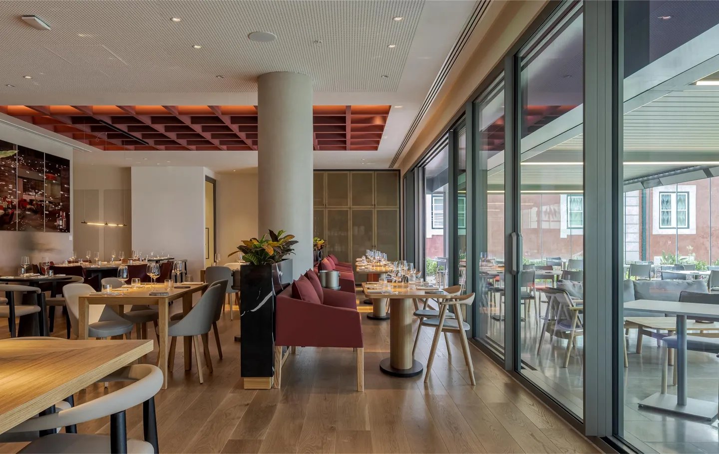 MACAM Hotel — eat & drink