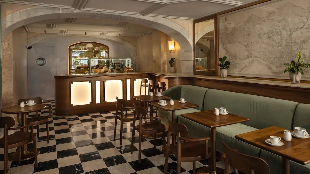 DUO Hotel Lisbon, Curio Collection by Hilton — eat & drink