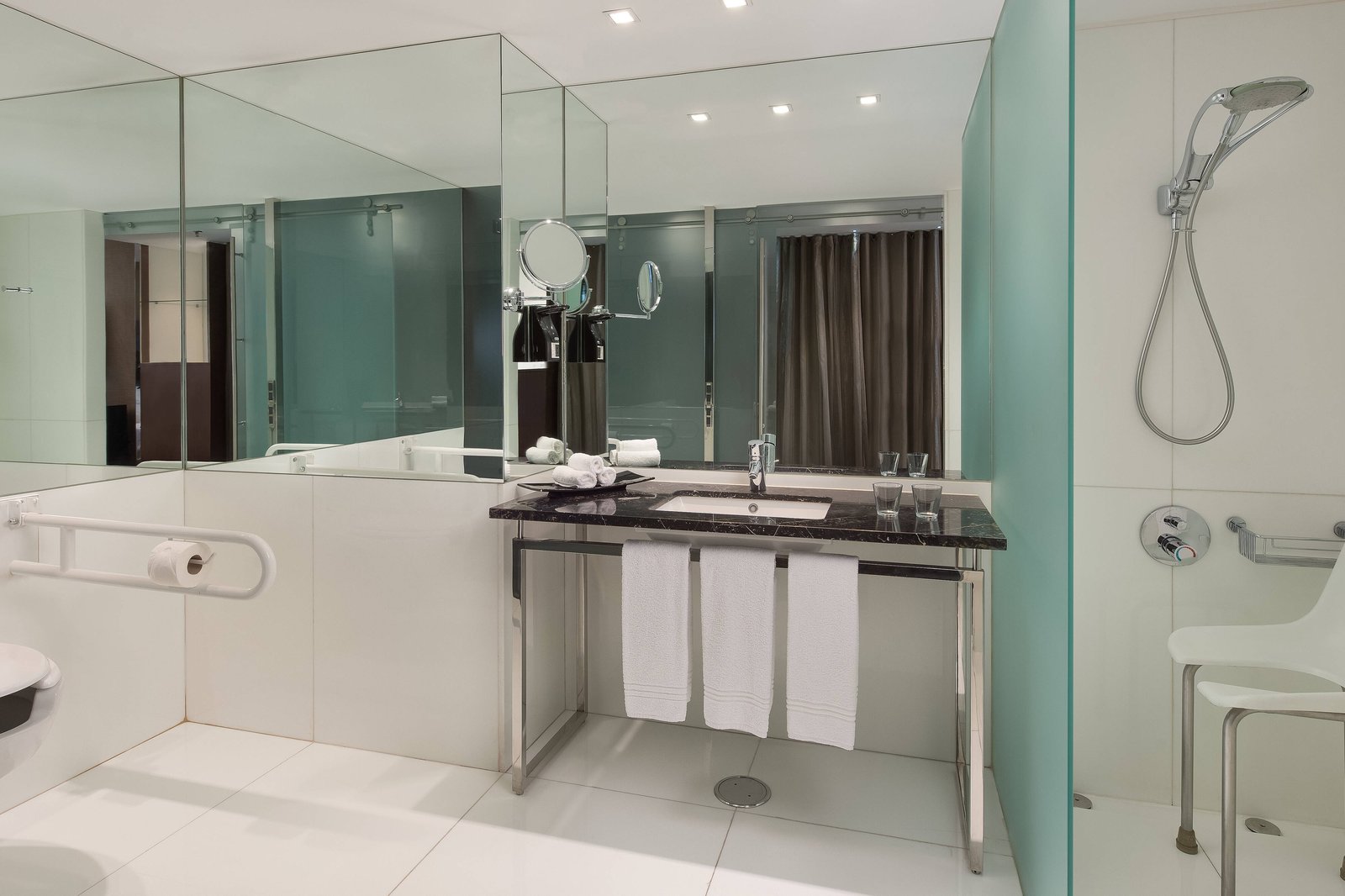 Sheraton Lisboa Hotel & Spa — rooms