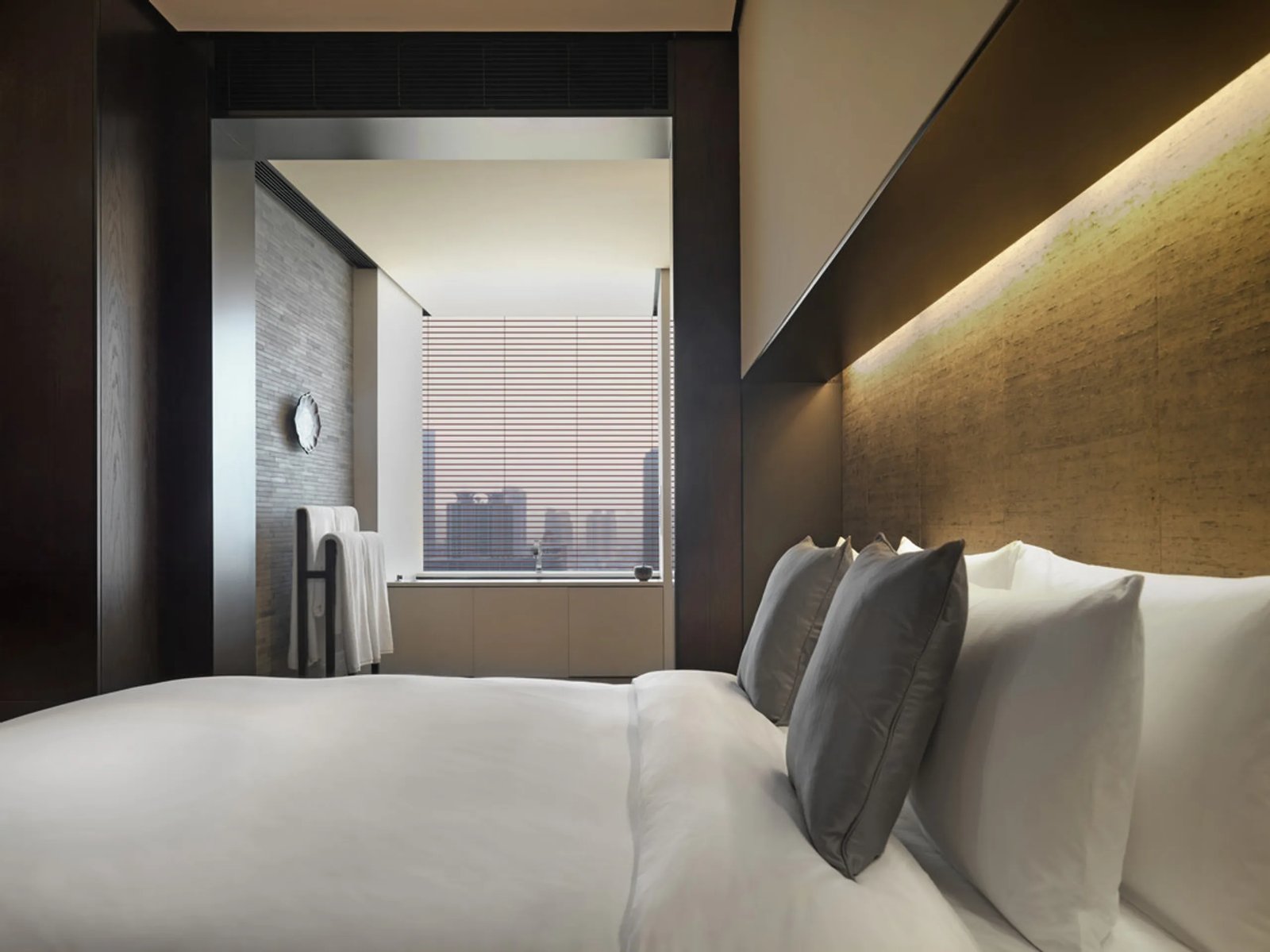 PuLi Hotel and Spa — rooms