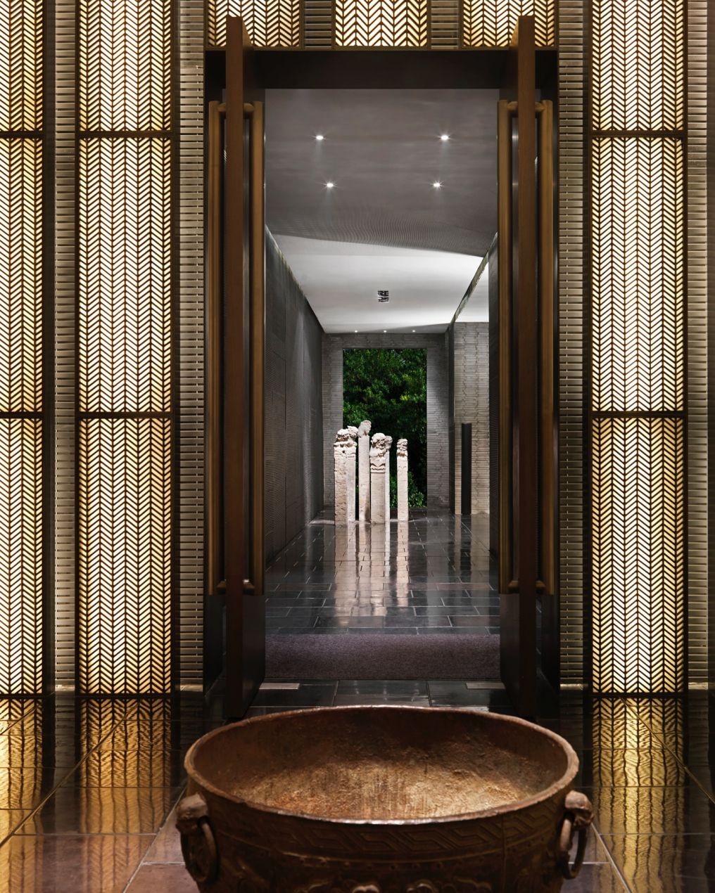 PuLi Hotel and Spa — vibe