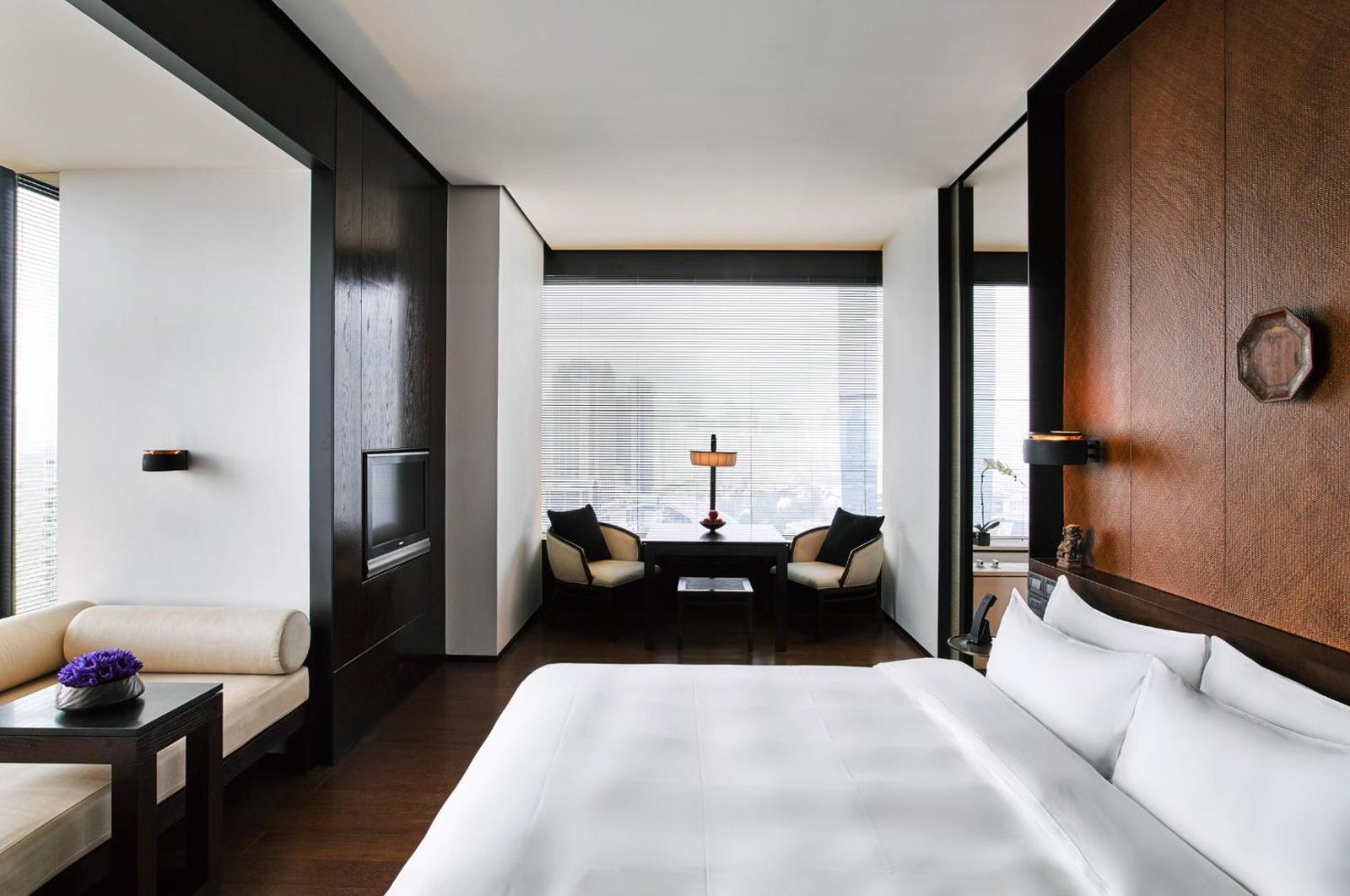 PuLi Hotel and Spa — rooms
