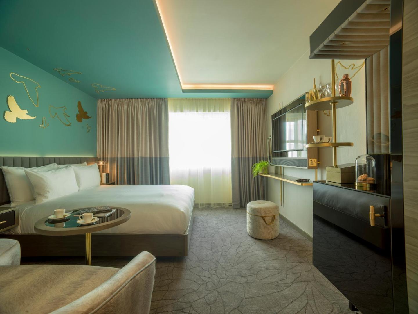 Middle Eight Hotel - Covent Garden — rooms