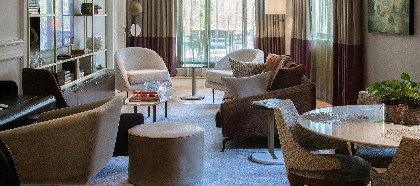 The Guardsman Hotel & Residences