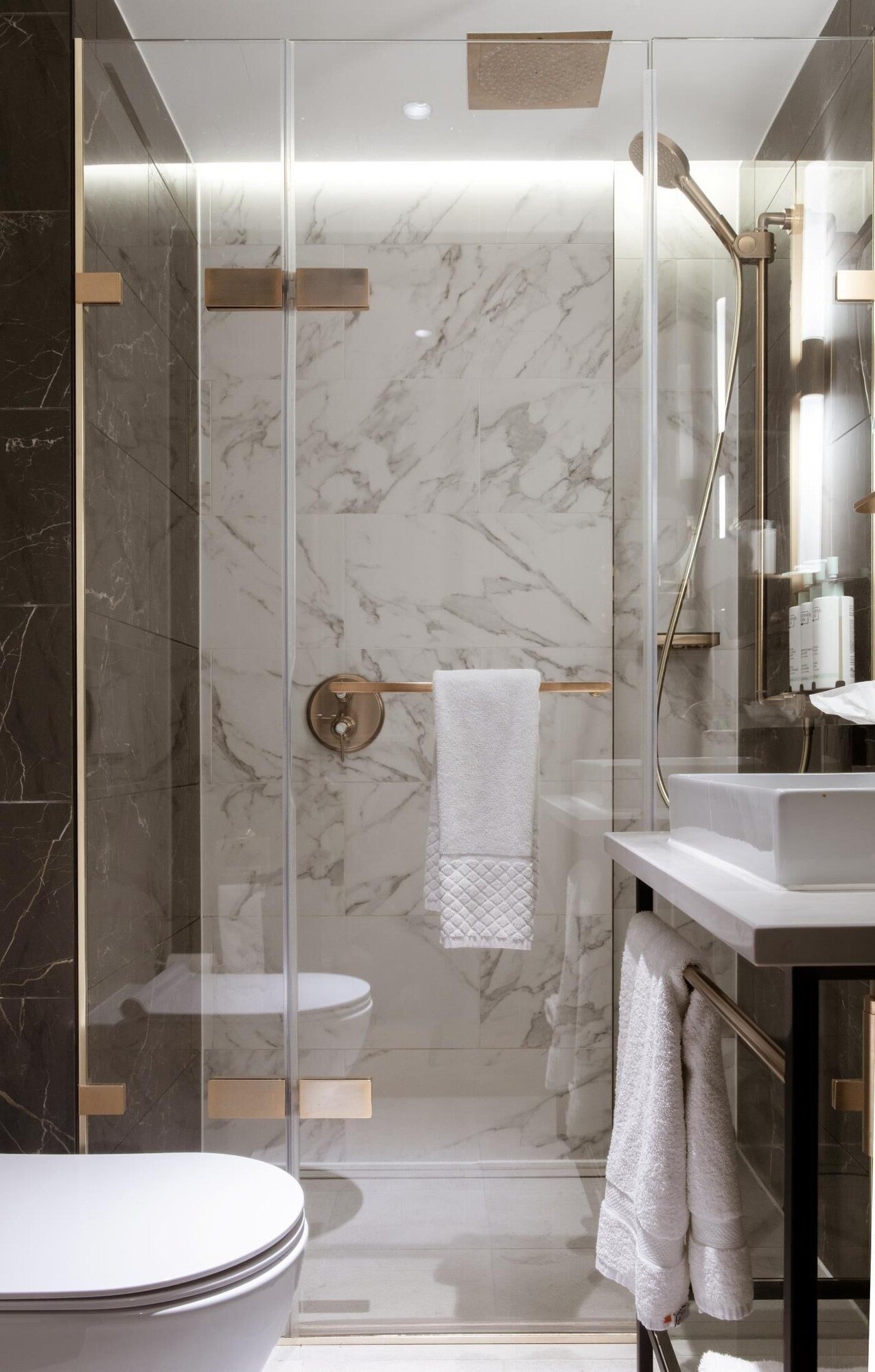 The Guardsman Hotel & Residences — rooms