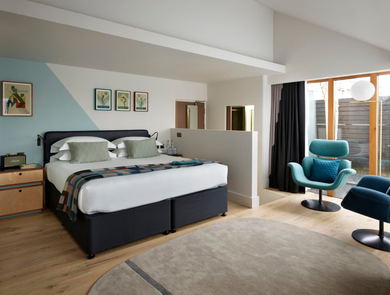 Marrable's Farringdon Hotel — rooms