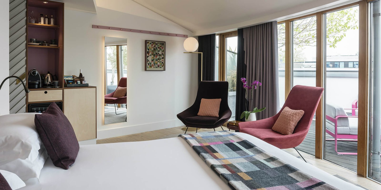 Marrable's Farringdon Hotel — rooms