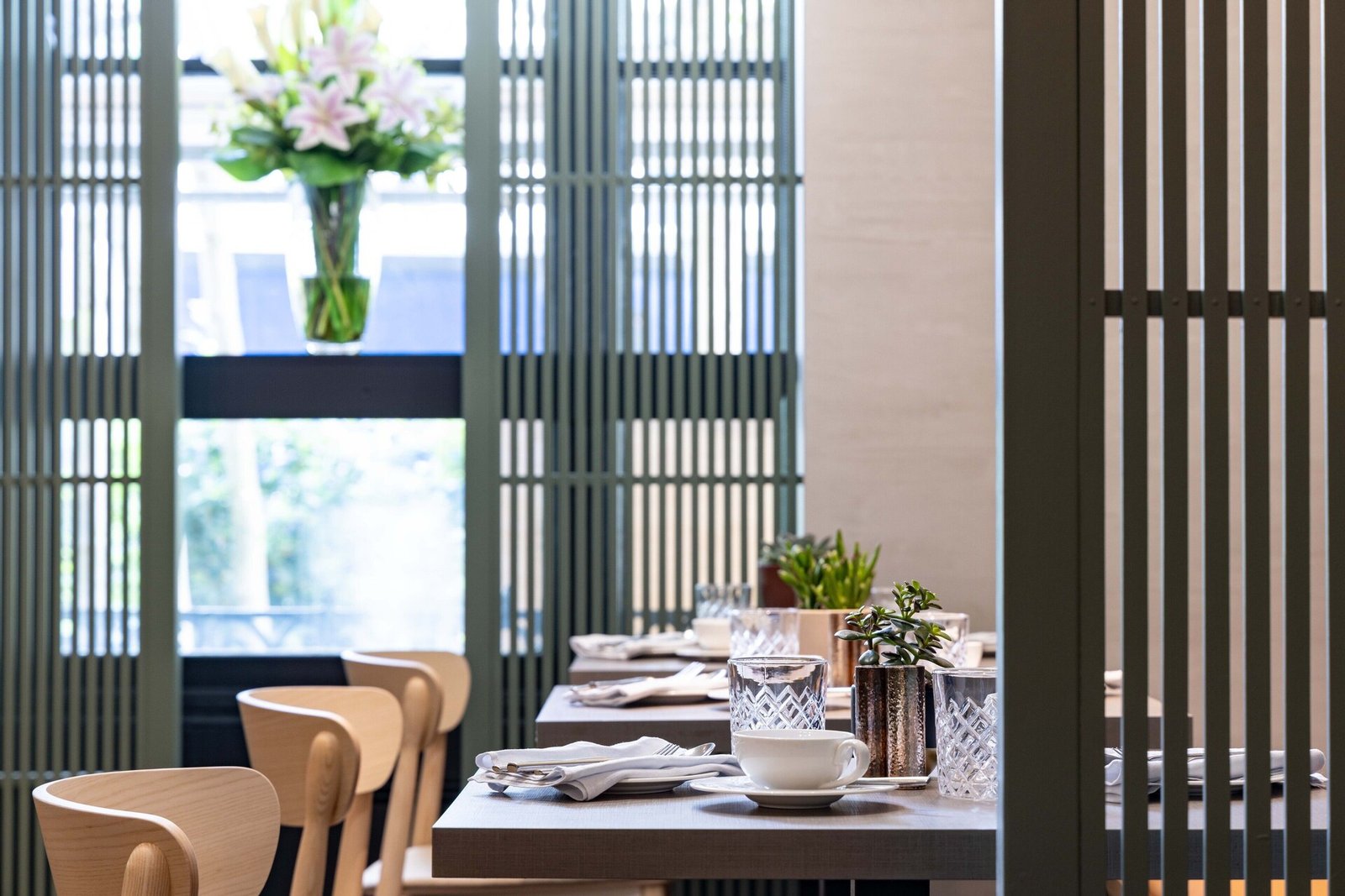 La Suite West Hotel London — eat & drink