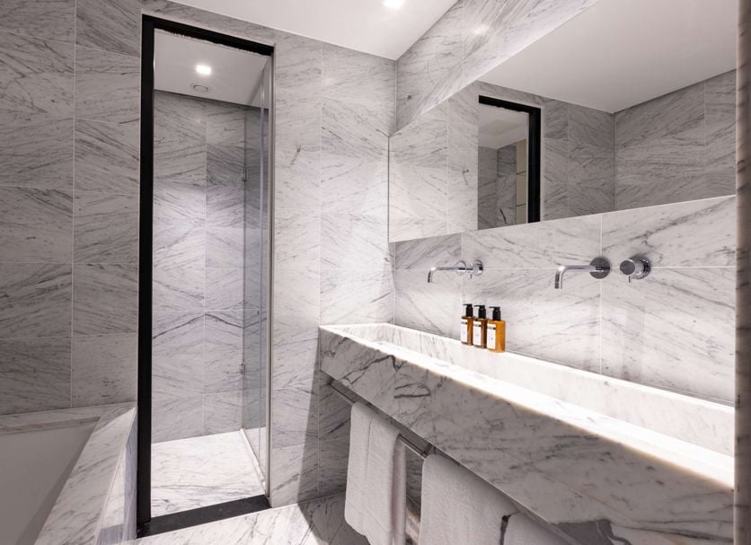 La Suite West Hotel London — rooms