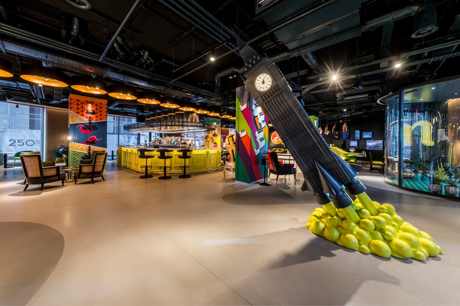 Hotel nhow London — eat & drink