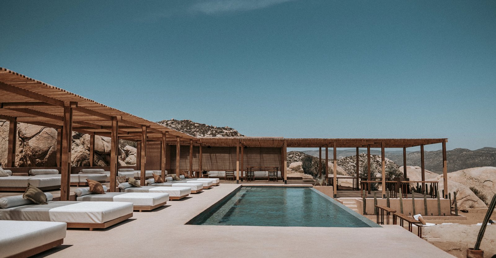 MIRA Earth Studios — wellness