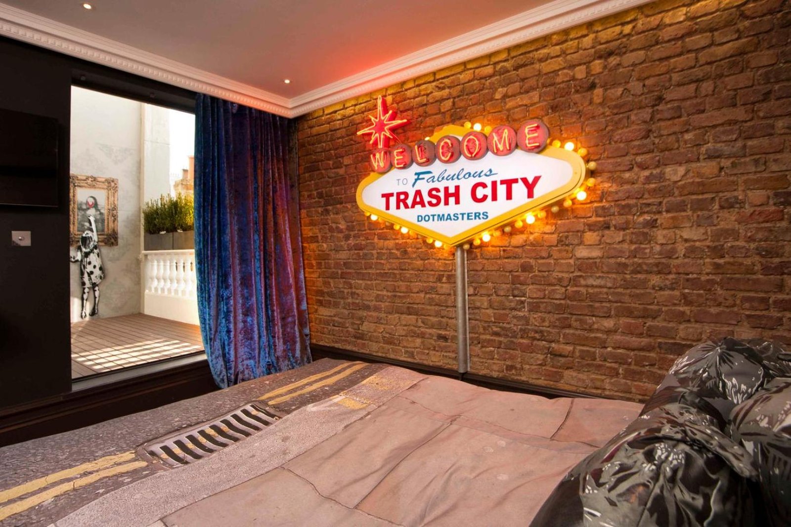 The Exhibitionist Hotel — rooms