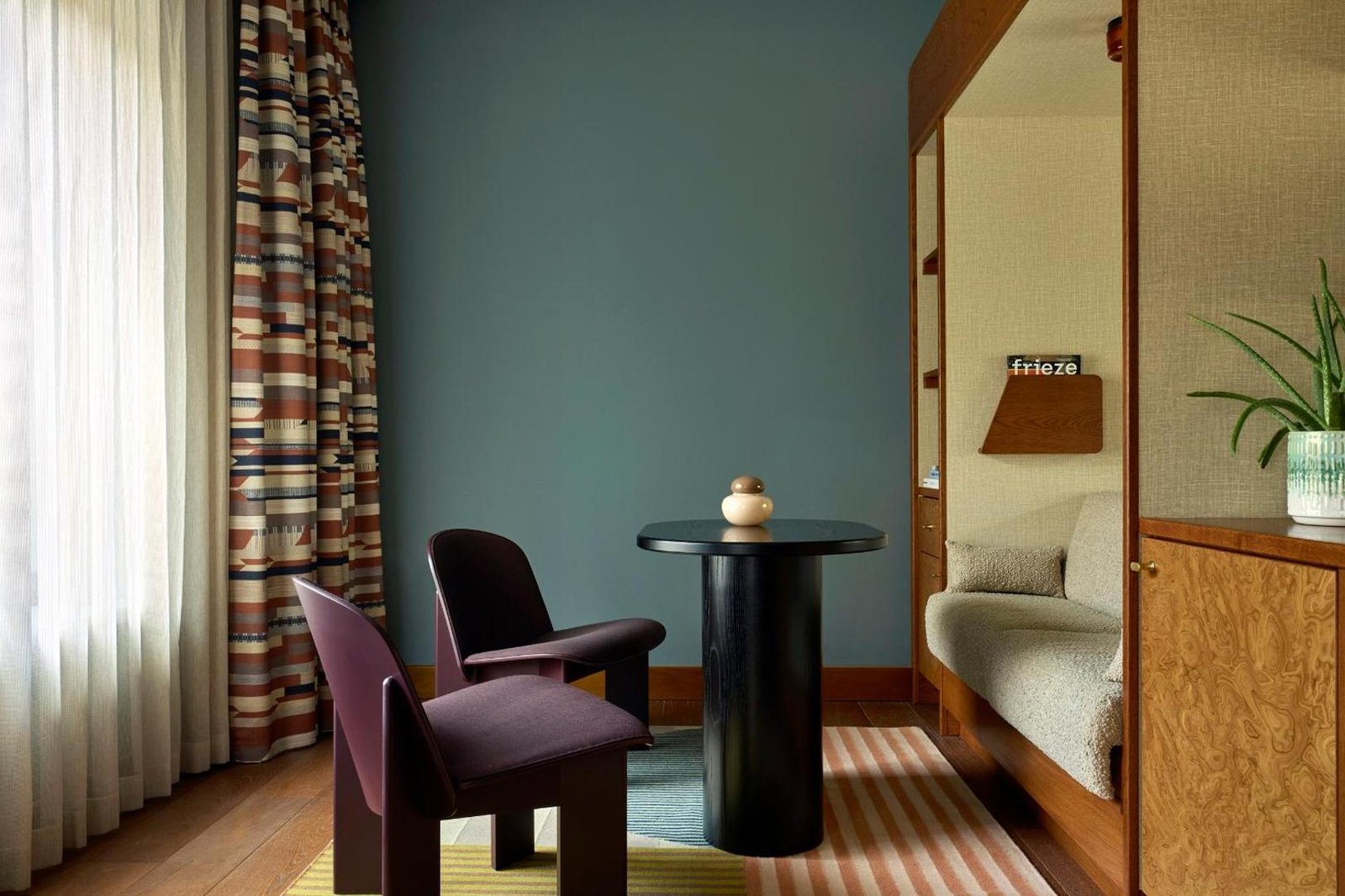 Sir Devonshire Square Hotel, part of Sircle Collection — rooms