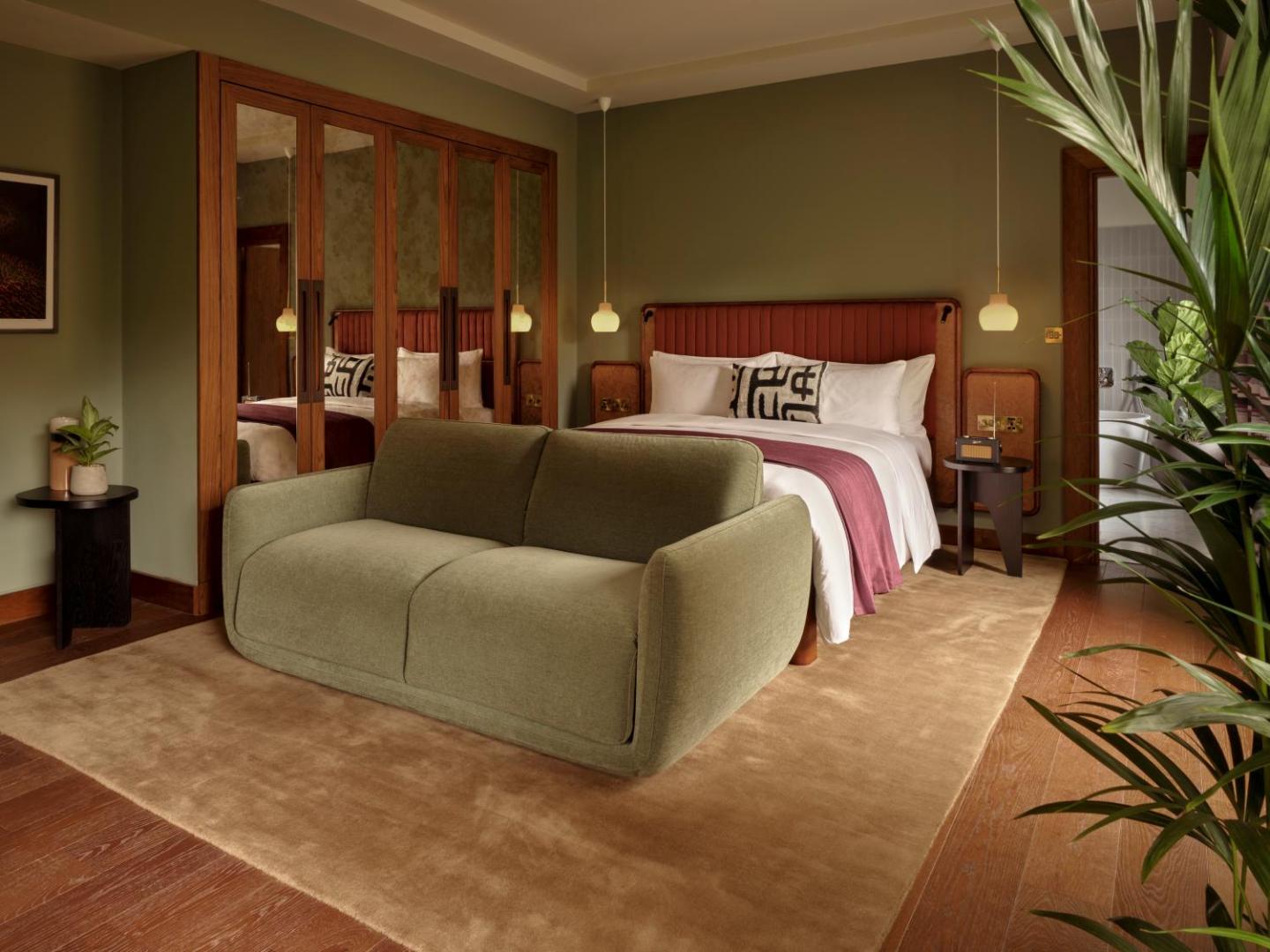 Sir Devonshire Square Hotel, part of Sircle Collection — rooms