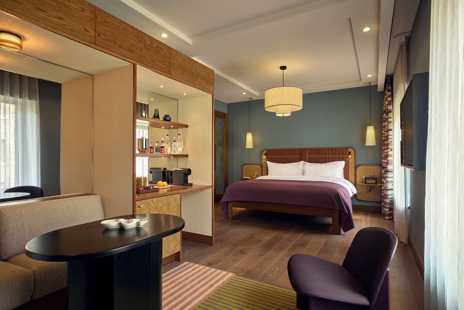Sir Devonshire Square Hotel, part of Sircle Collection — rooms