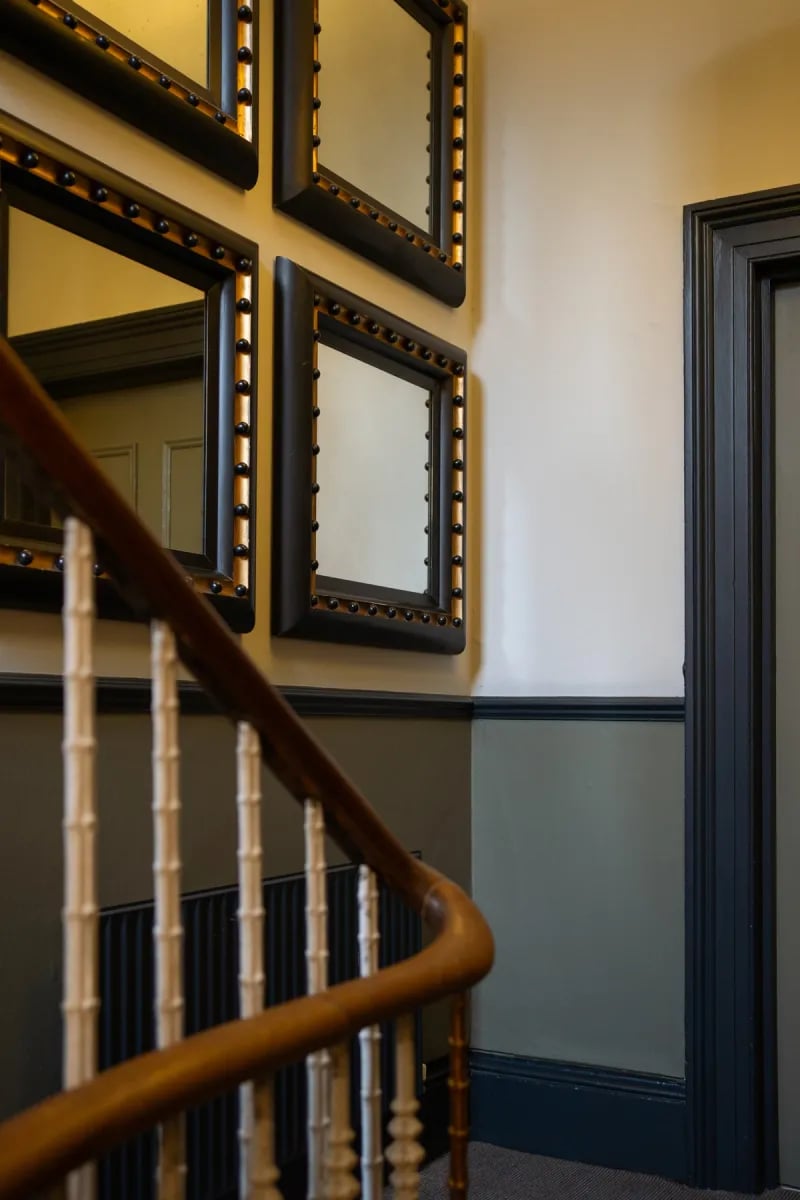 Georgian House Hotel — vibe