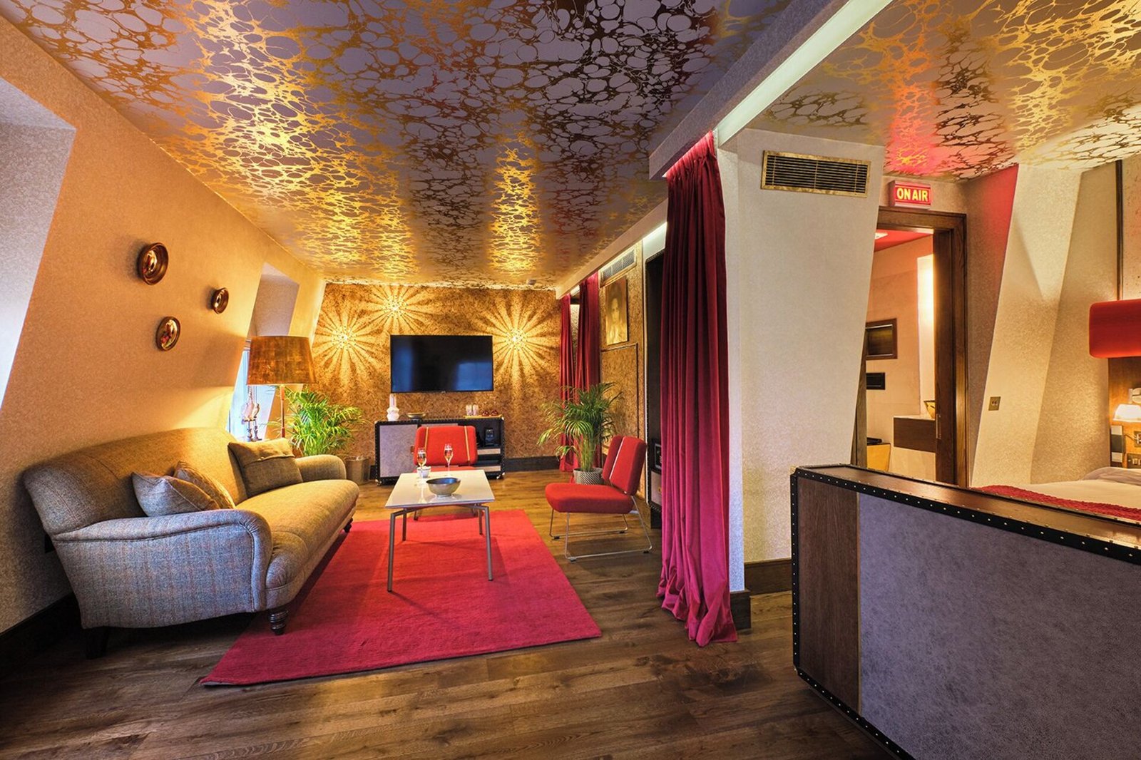 The Megaro — rooms