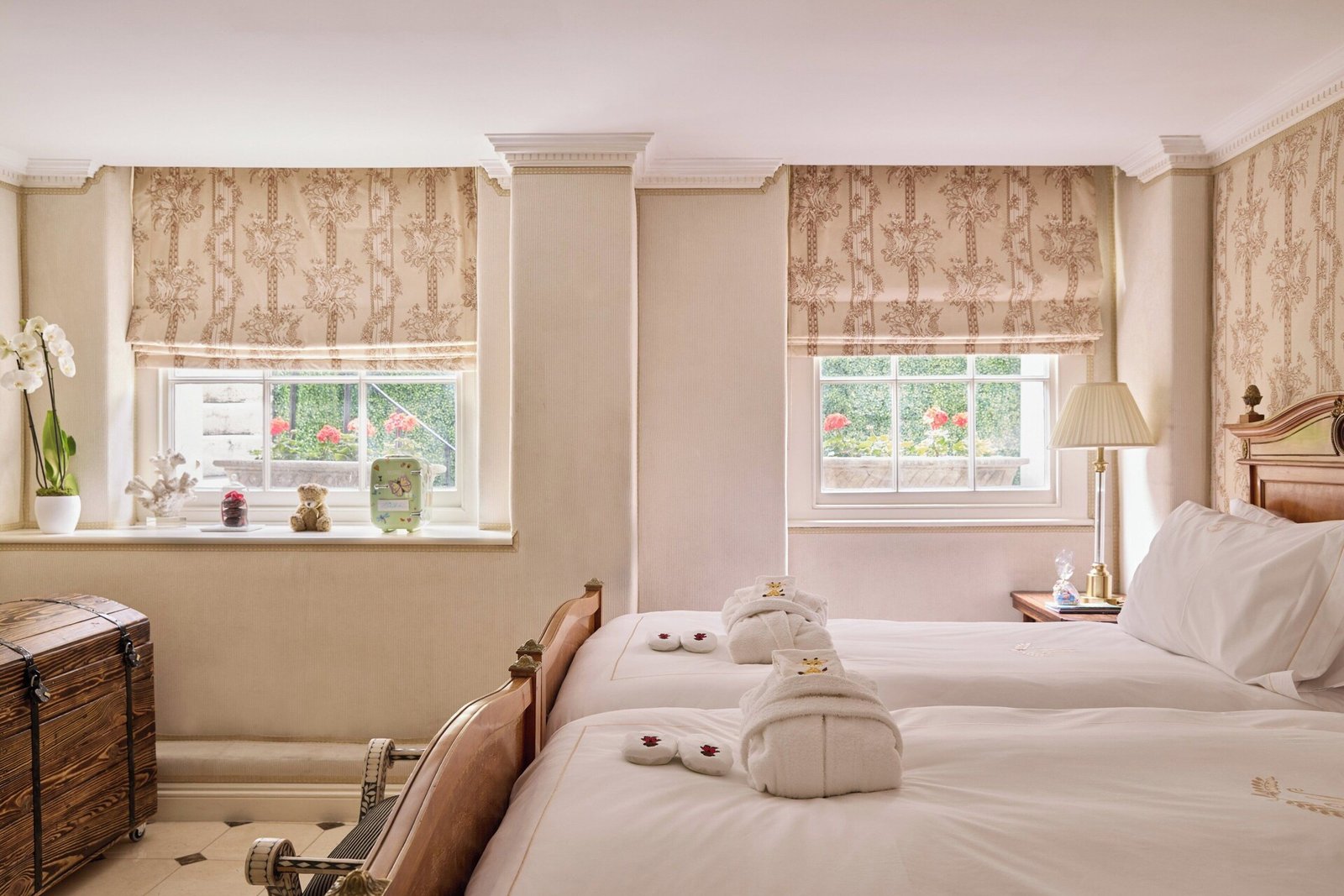 The Montague on the Gardens — rooms