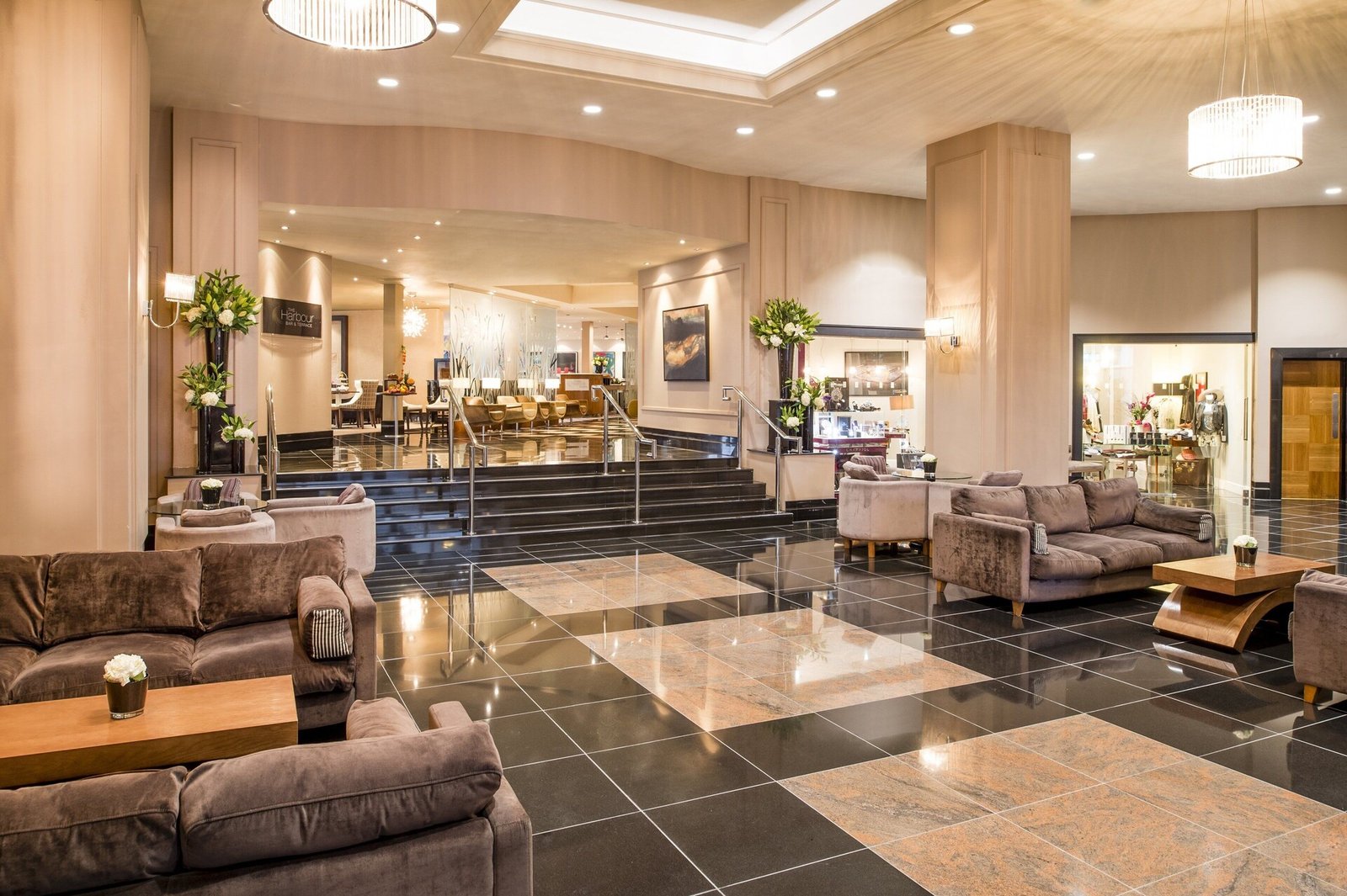 The Chelsea Harbour Hotel & Spa — vibe