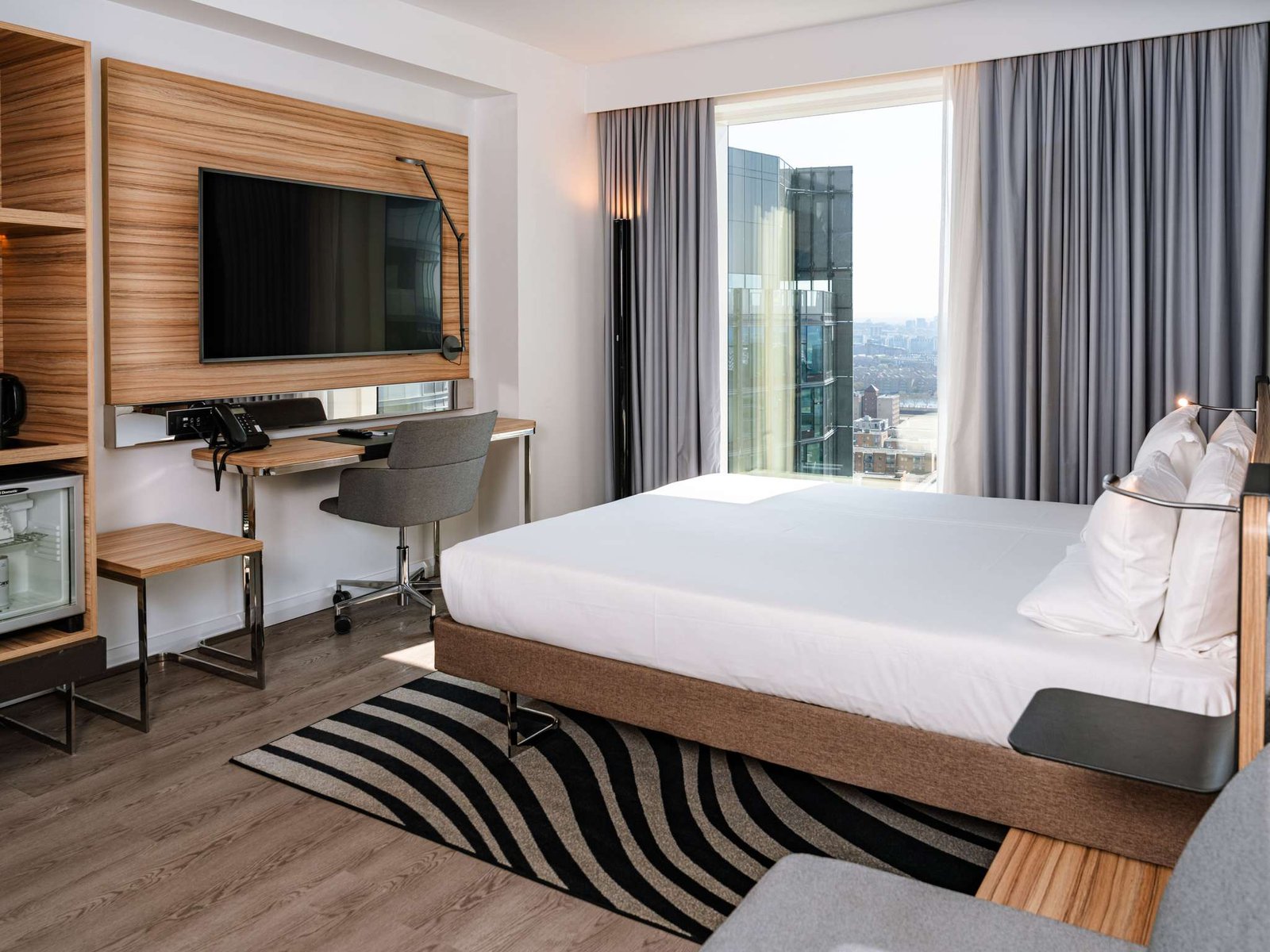 Novotel London Canary Wharf — rooms