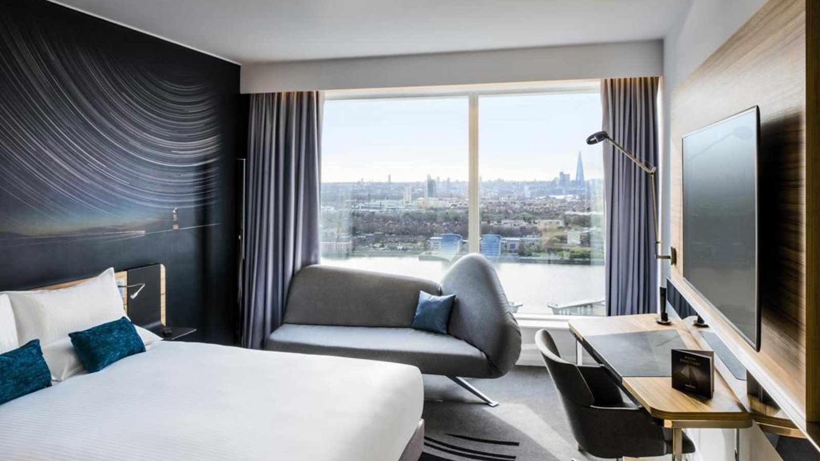 Novotel London Canary Wharf — rooms