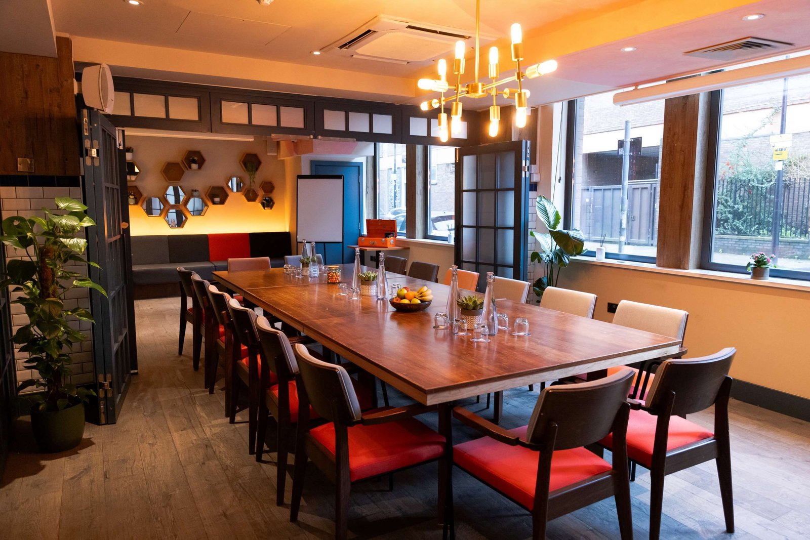 The Corner | London City — eat & drink