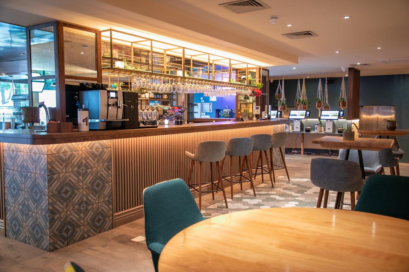 The Corner | London City — eat & drink