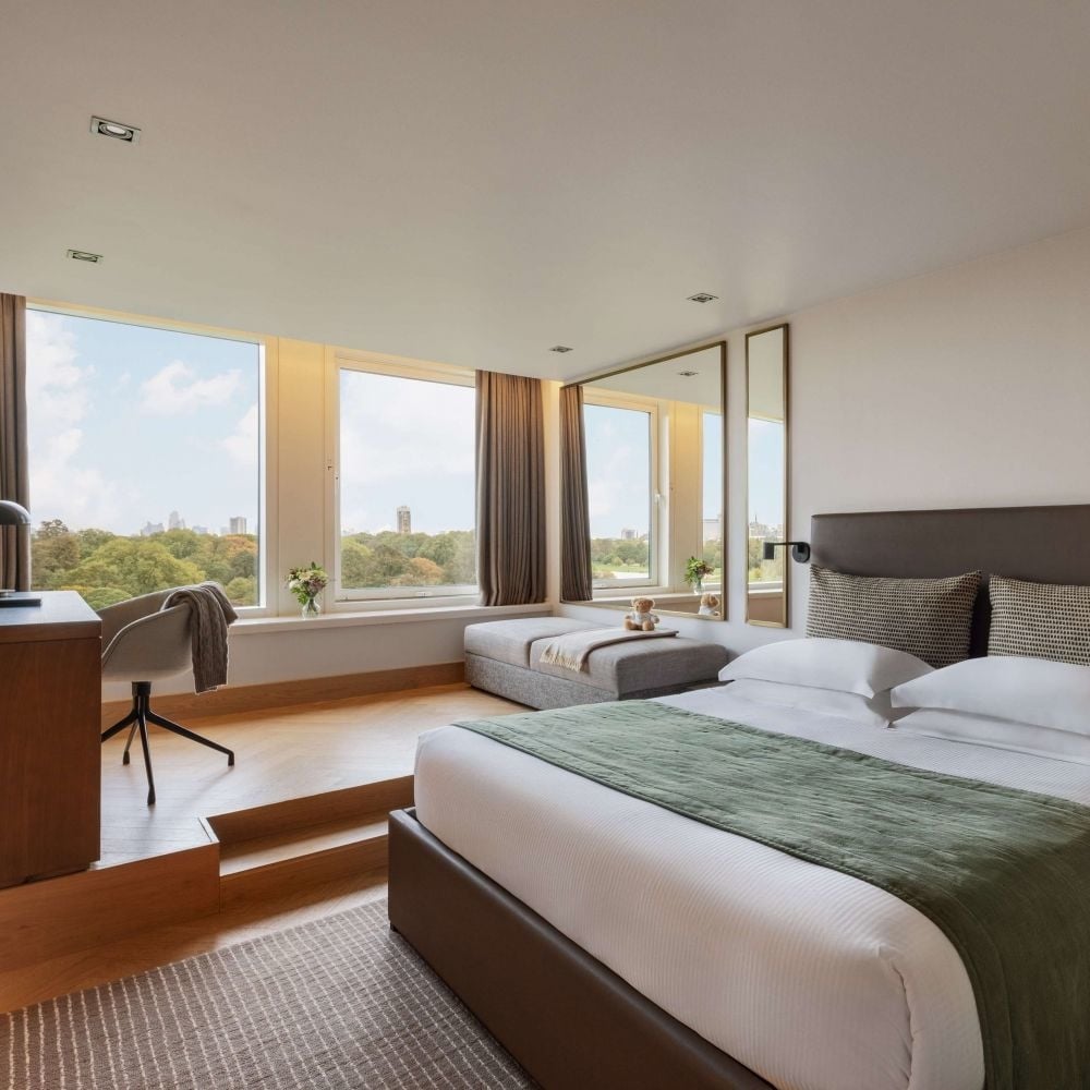 Royal Garden Hotel — rooms