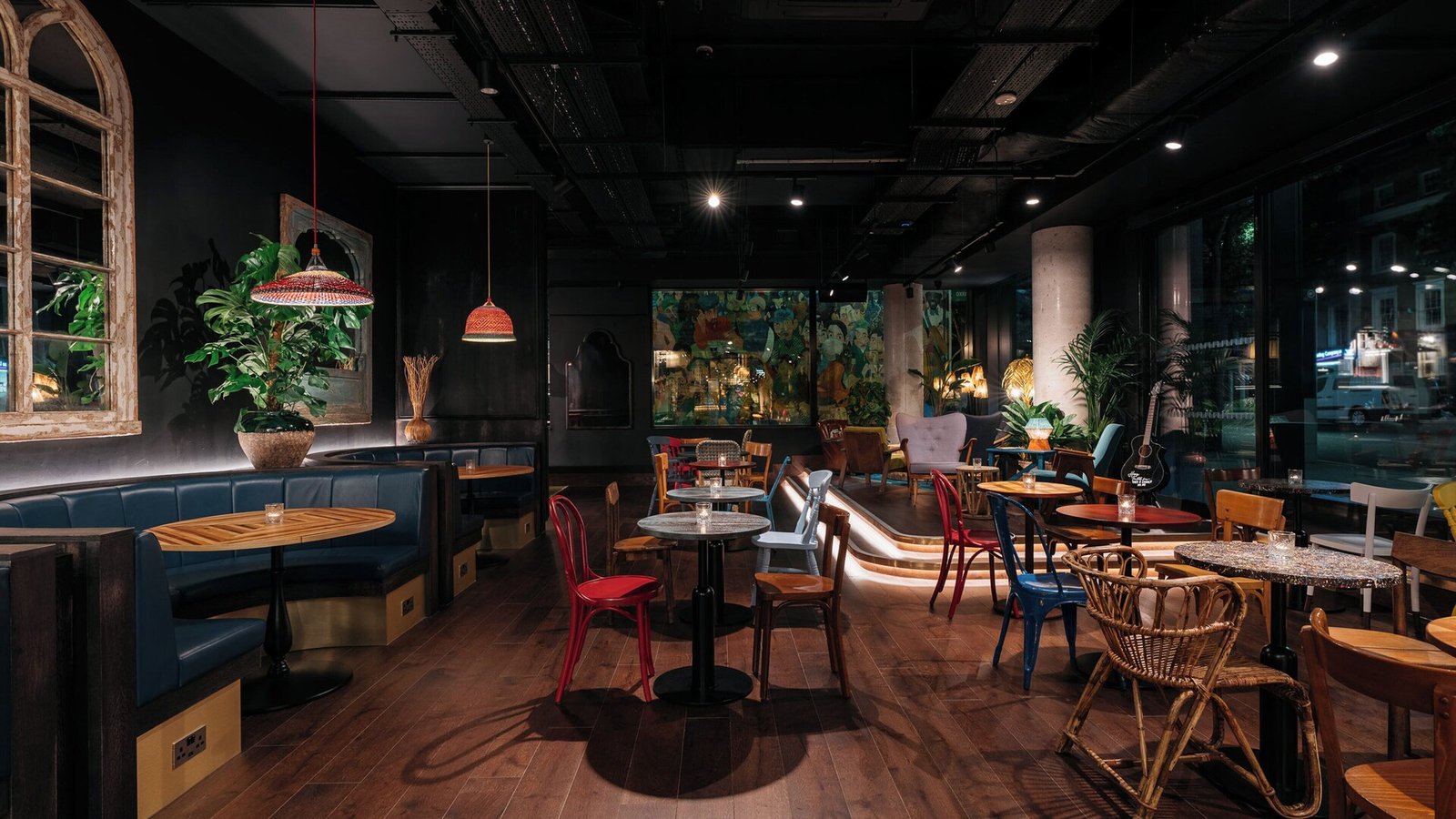 Ruby Zoe Hotel London by IHG — eat & drink