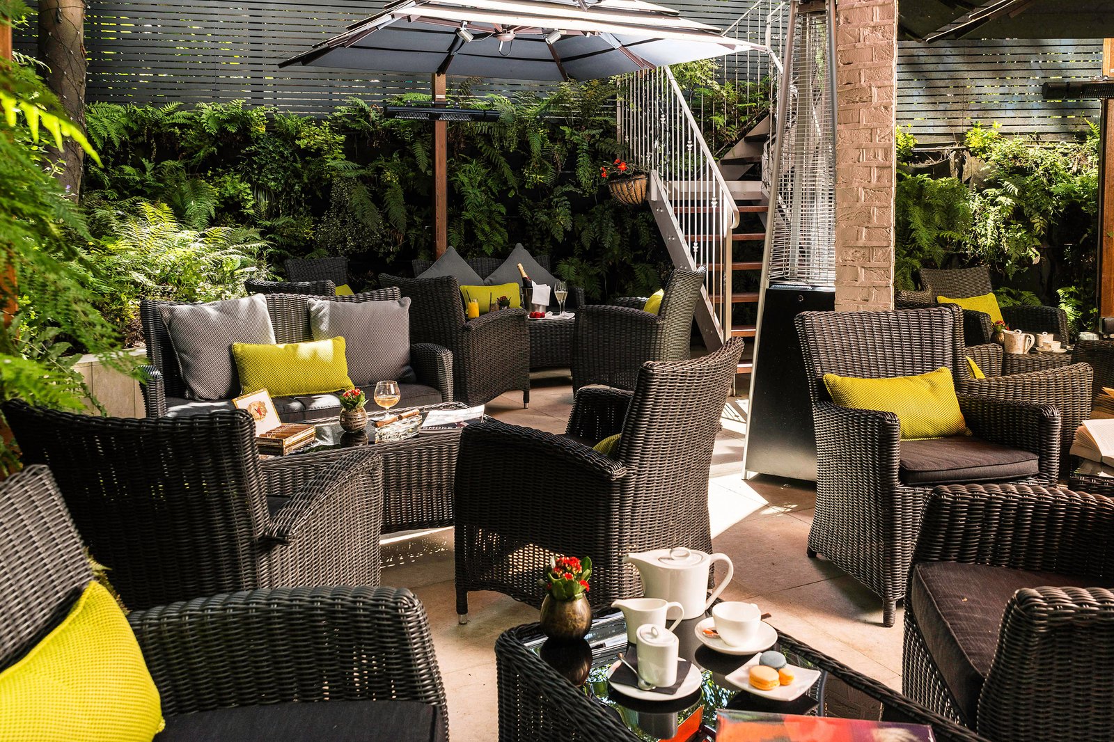 Hotel Xenia, Autograph Collection — vibe