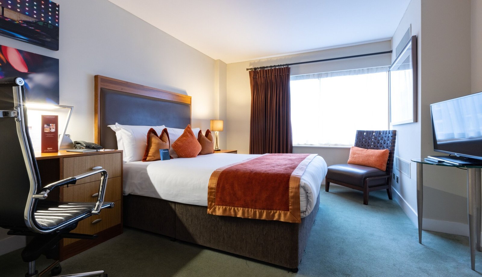 The Bermondsey Square Hotel — rooms