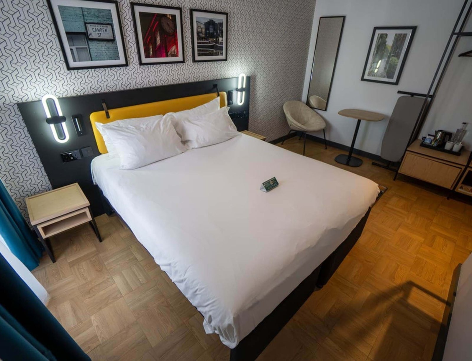 The Wesley Euston — rooms