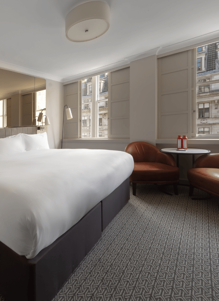 Strand Palace — rooms