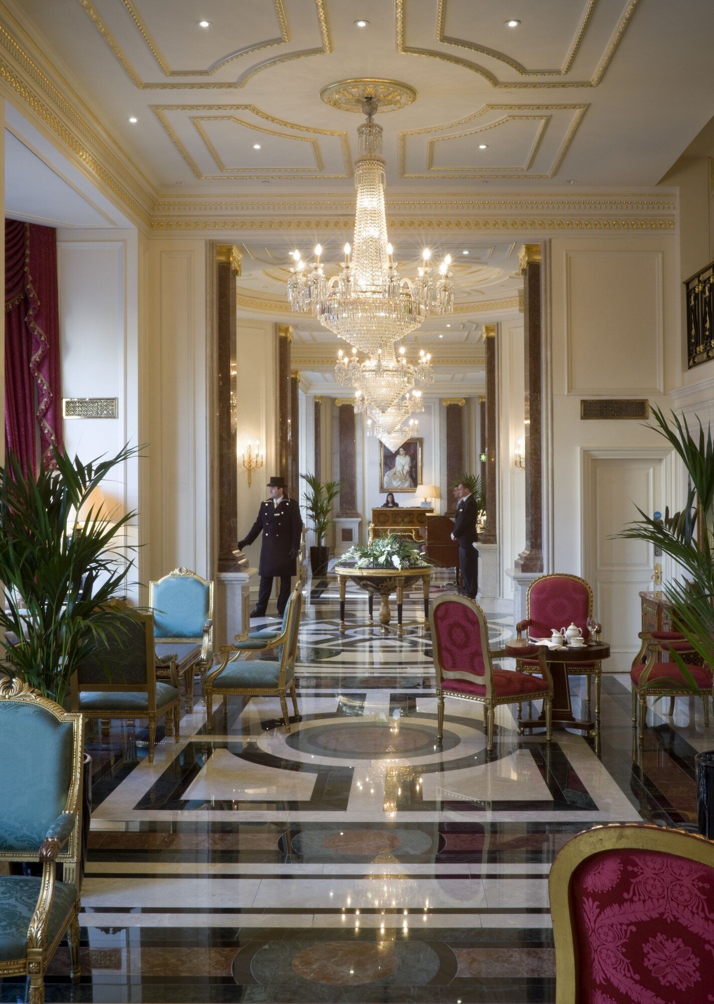 The Bentley Hotel London — vibe