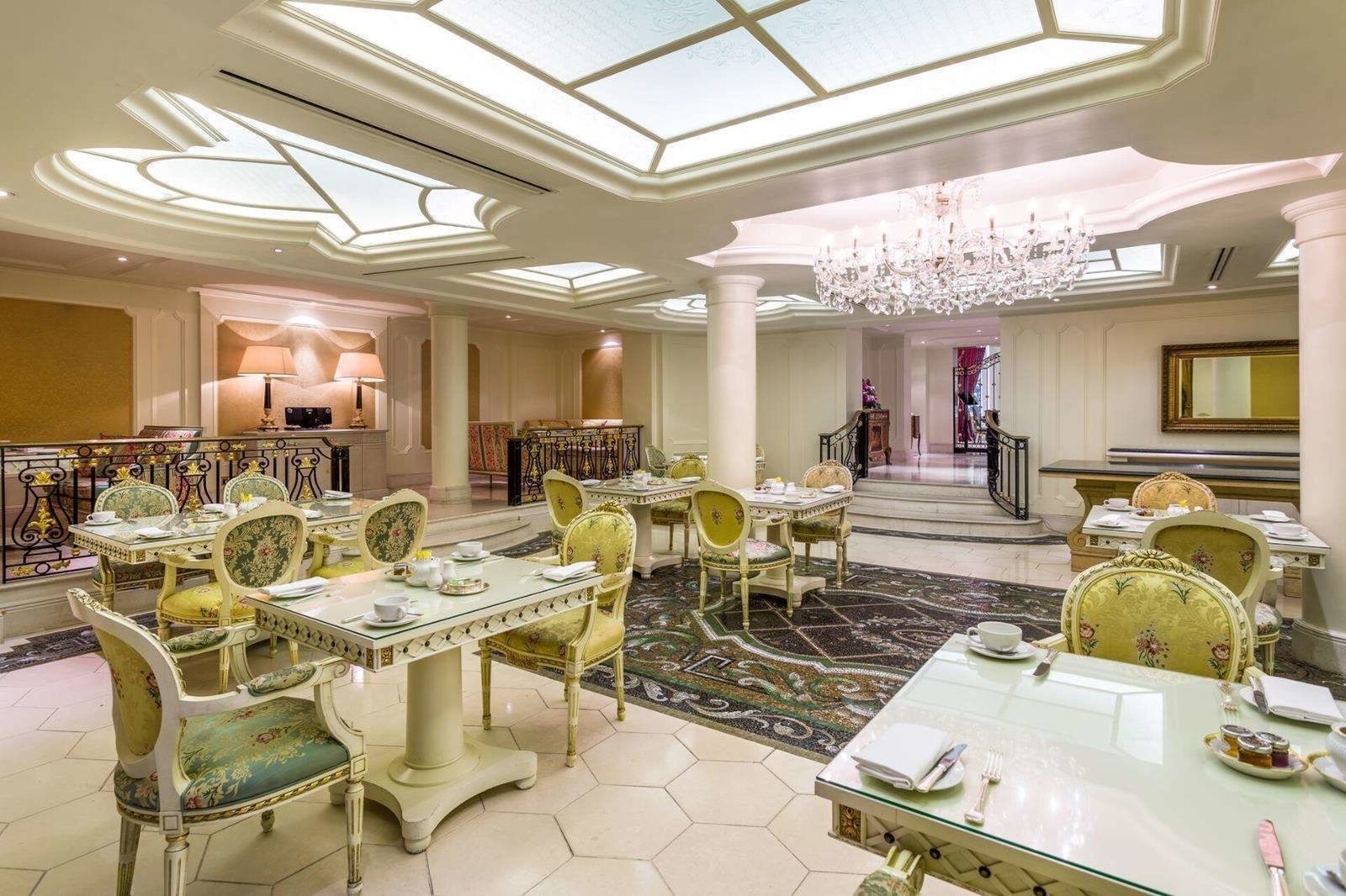 The Bentley Hotel London — eat & drink