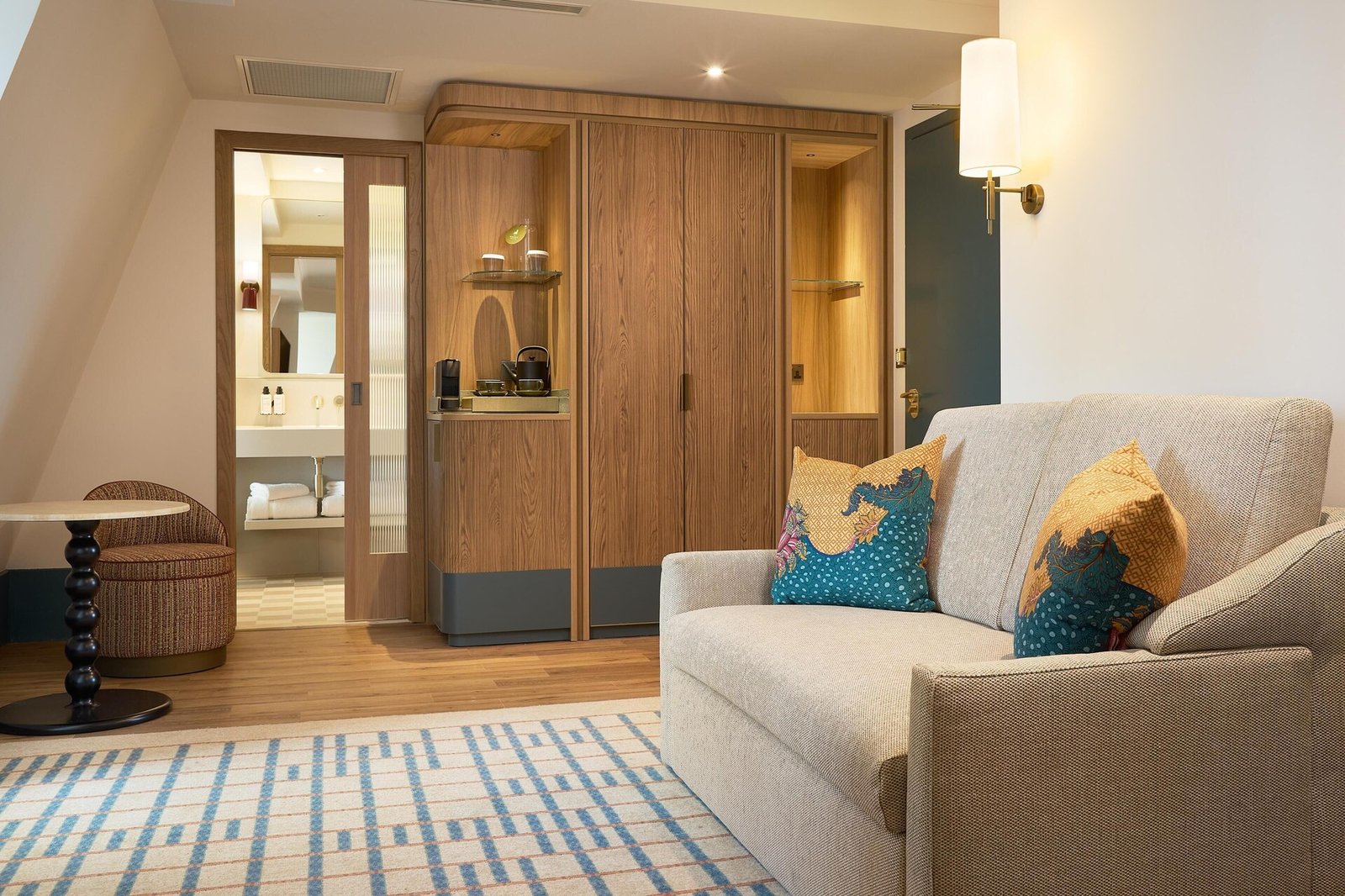 The Derby London City, Curio Collection by Hilton — rooms