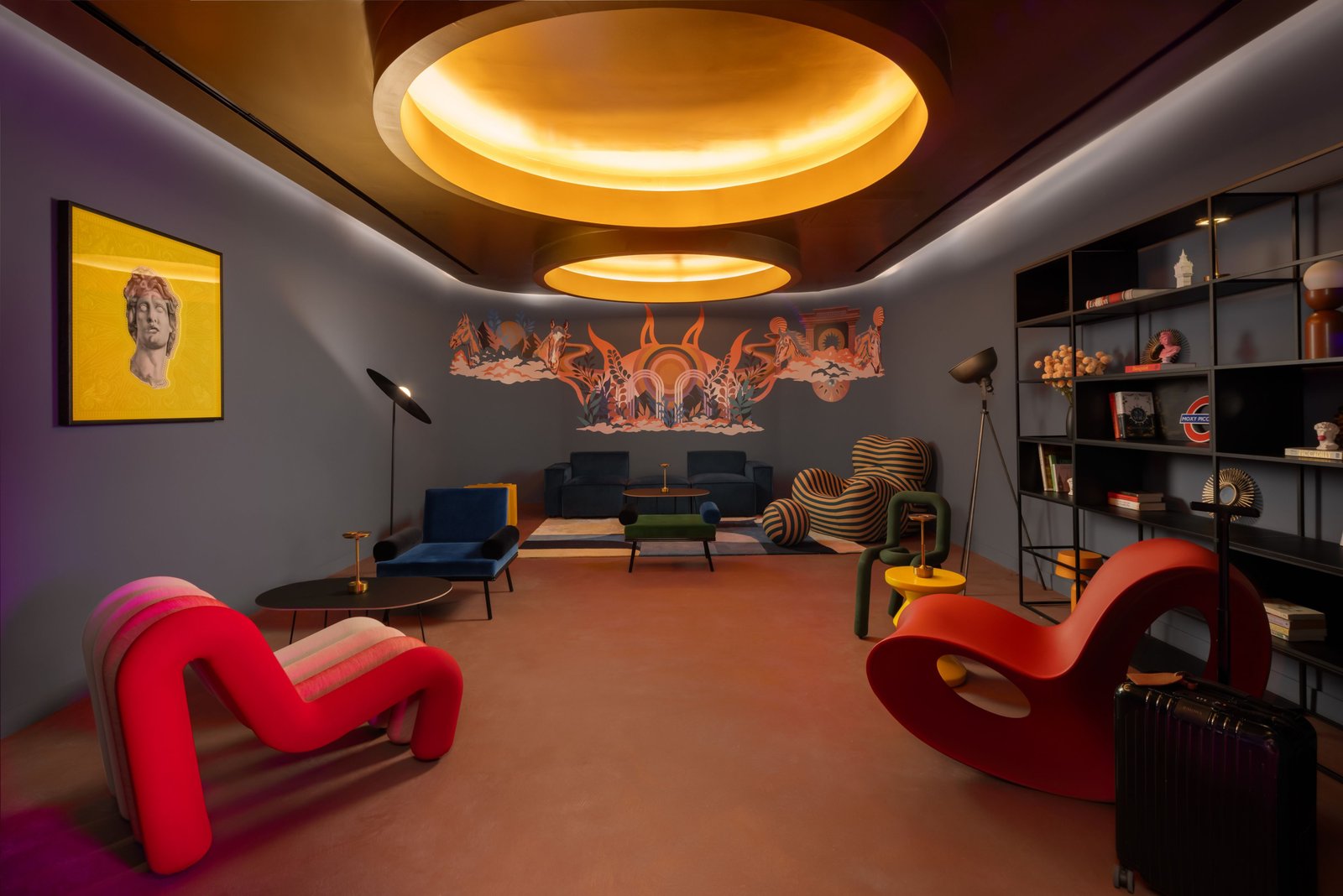 Moxy London Piccadilly Circus — eat & drink