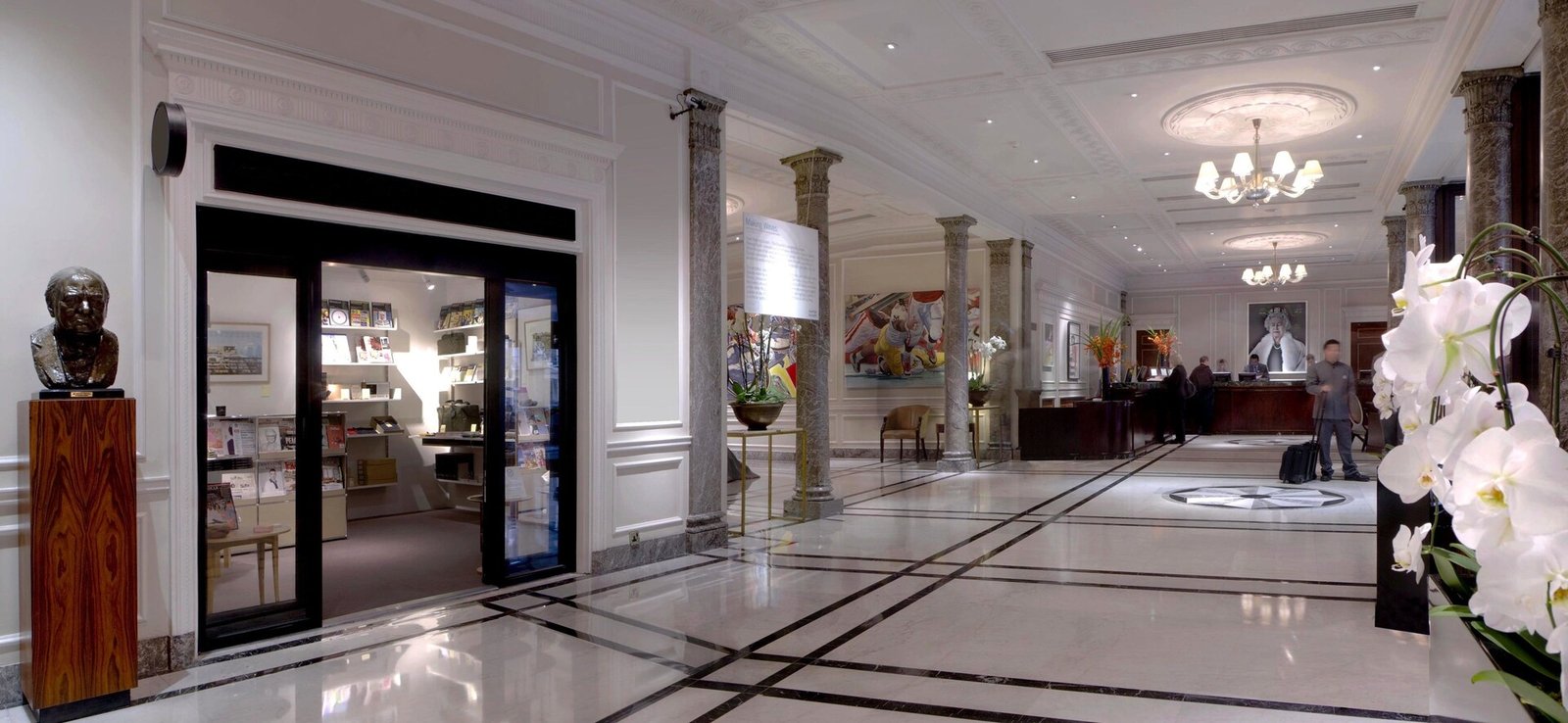 Hyatt Regency London - The Churchill — vibe