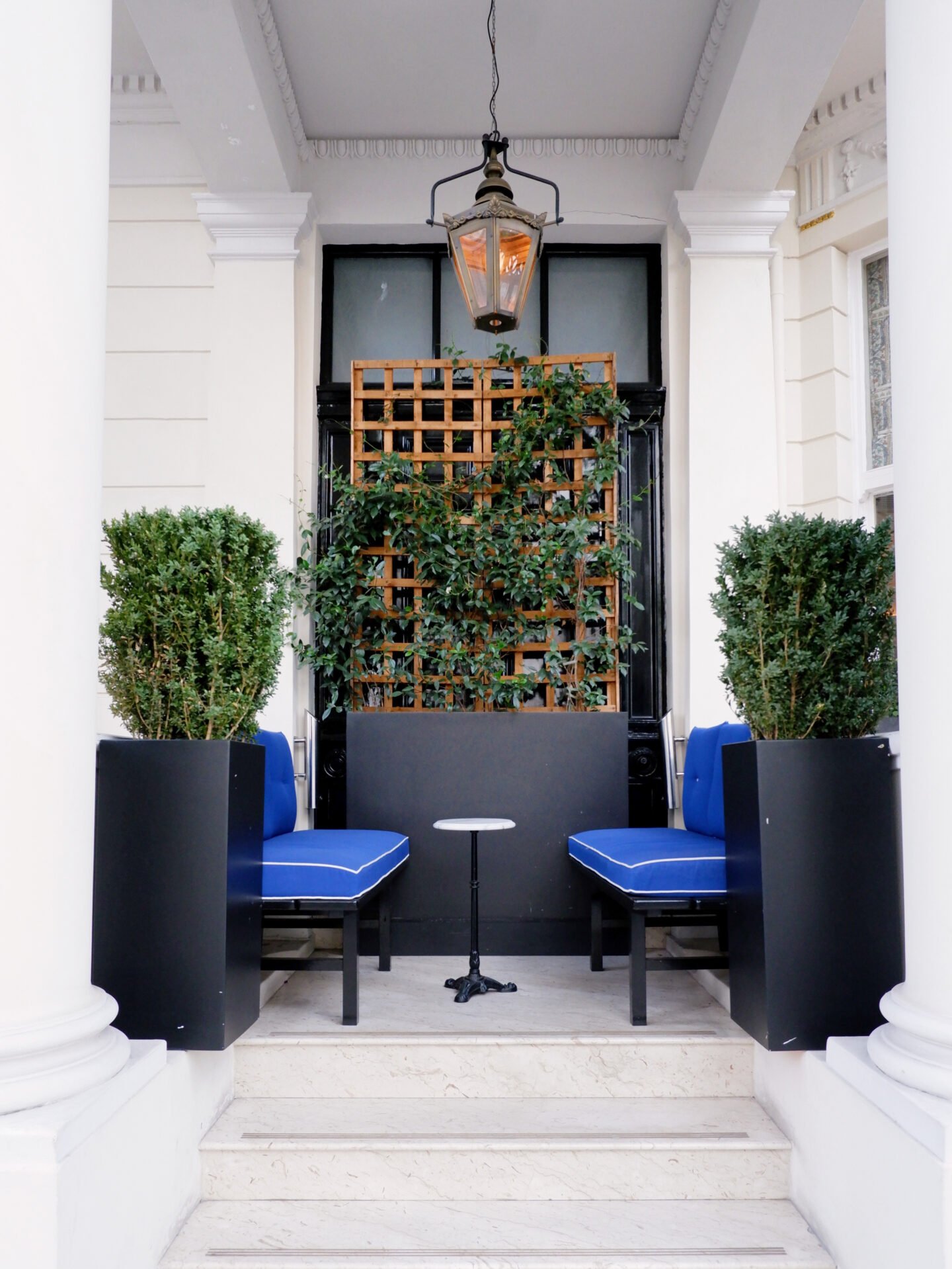 100 Queen's Gate Hotel London Kensington, Curio Collection by Hilton — vibe