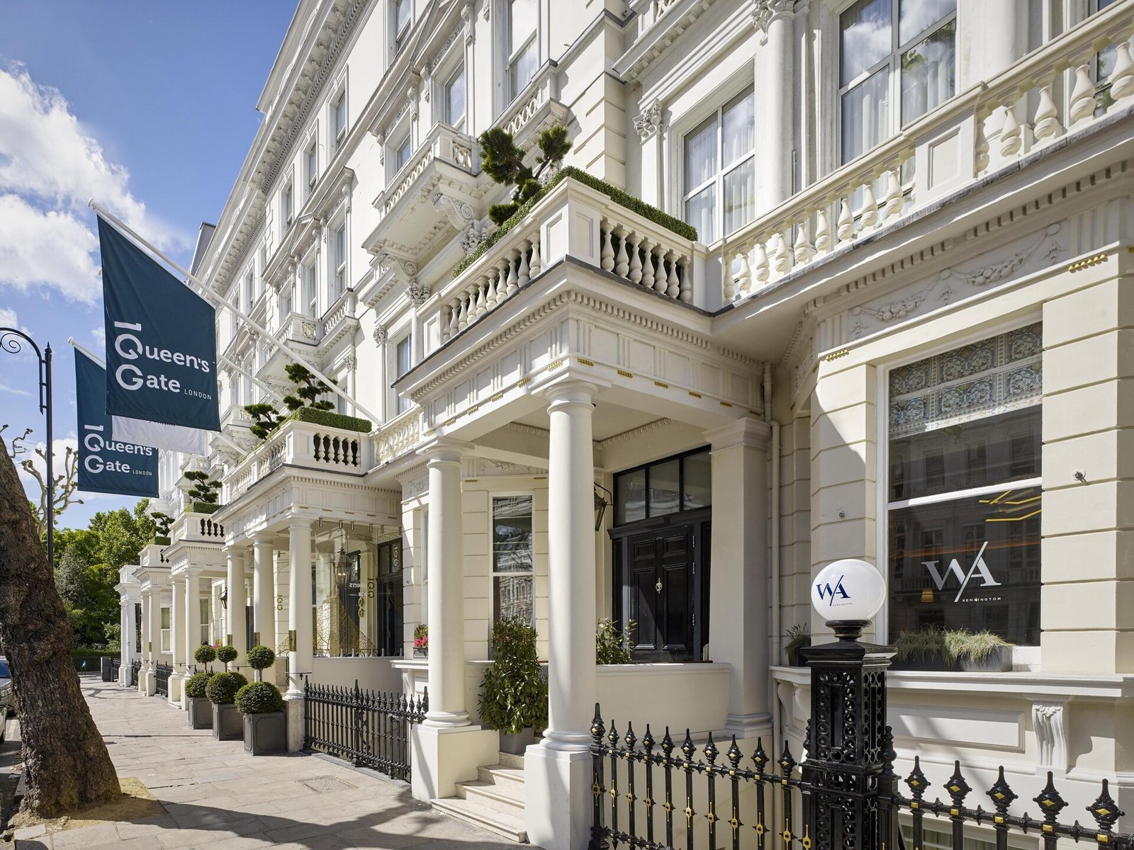 100 Queen's Gate Hotel London Kensington, how it began
