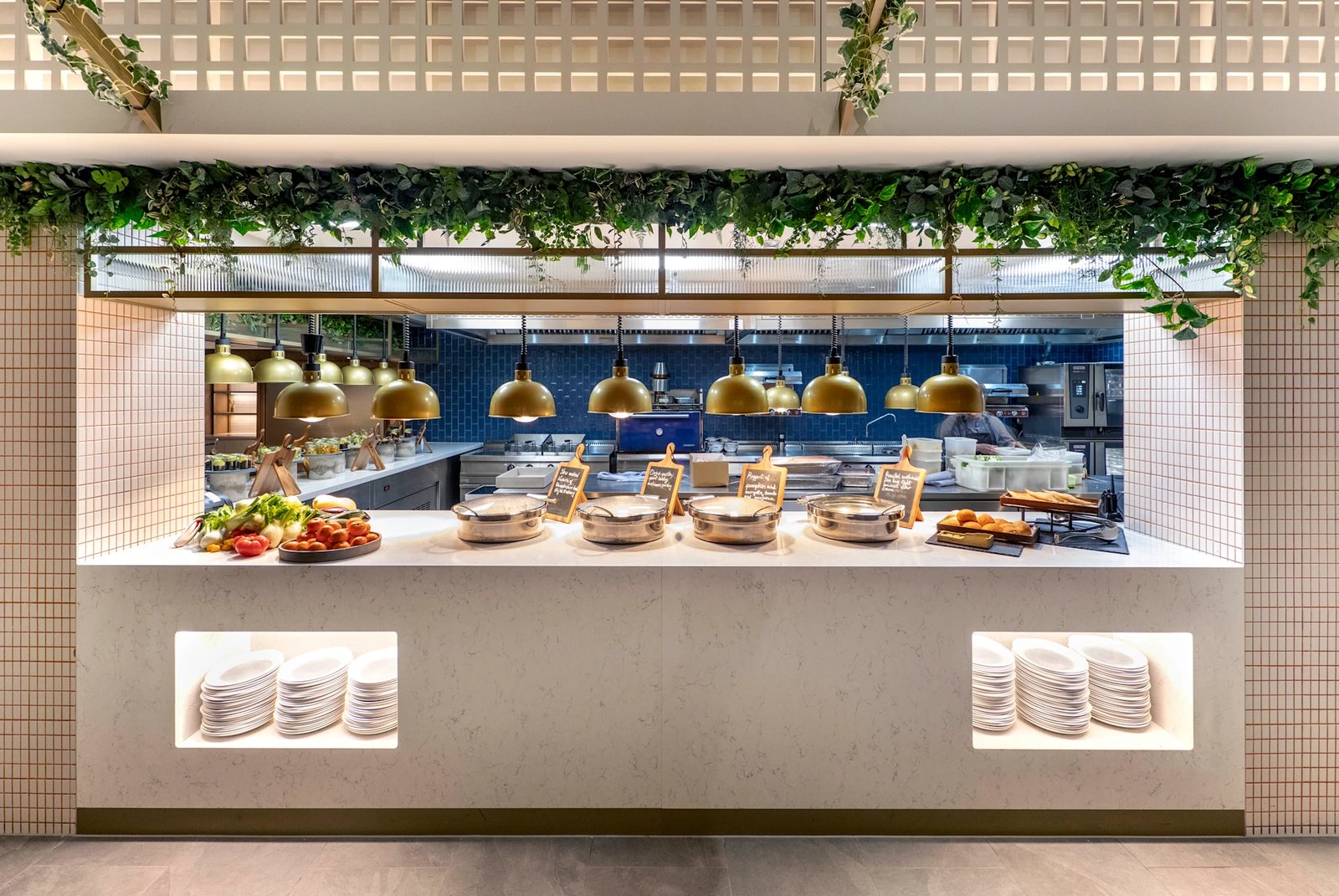 Hilton London Metropole — eat & drink