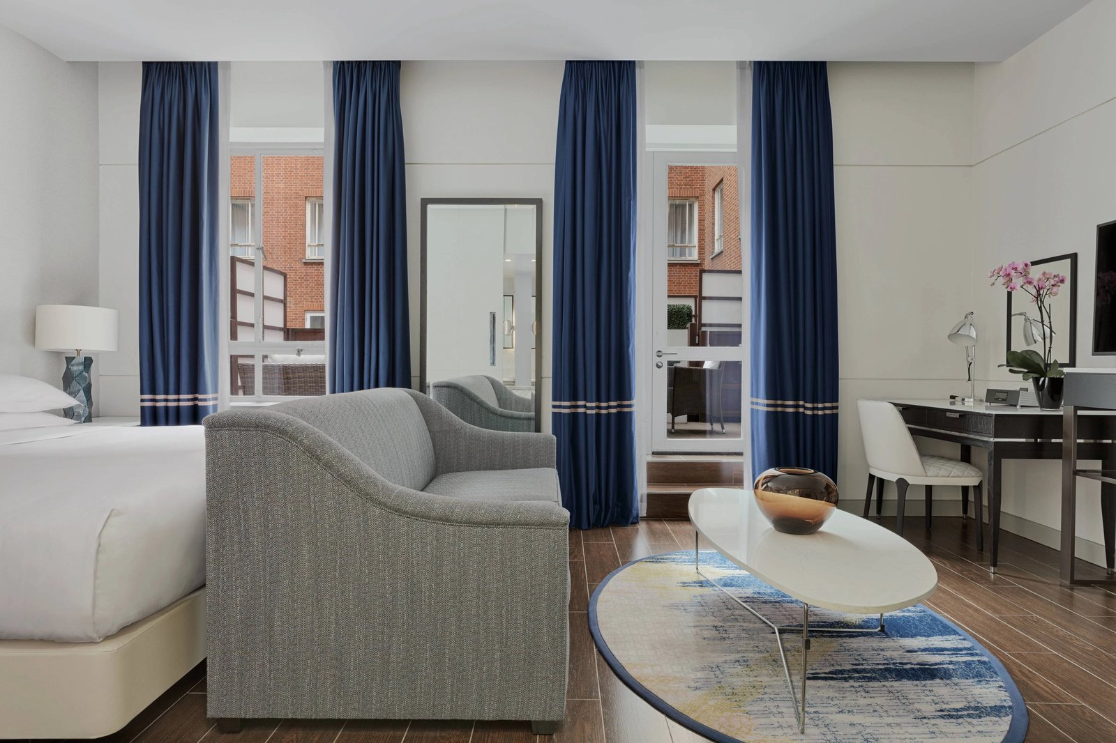 London Marriott Hotel Grosvenor Square — rooms